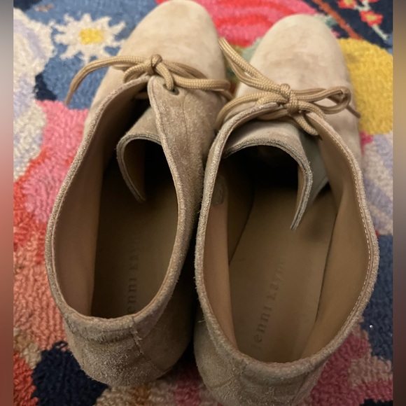 Jenni Kayne Desert Boots Tan Suede
Lace Up - Picture 4 of 5